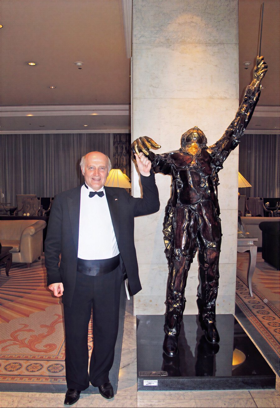 Violin sculpture at Hilton Hotel, Brussels