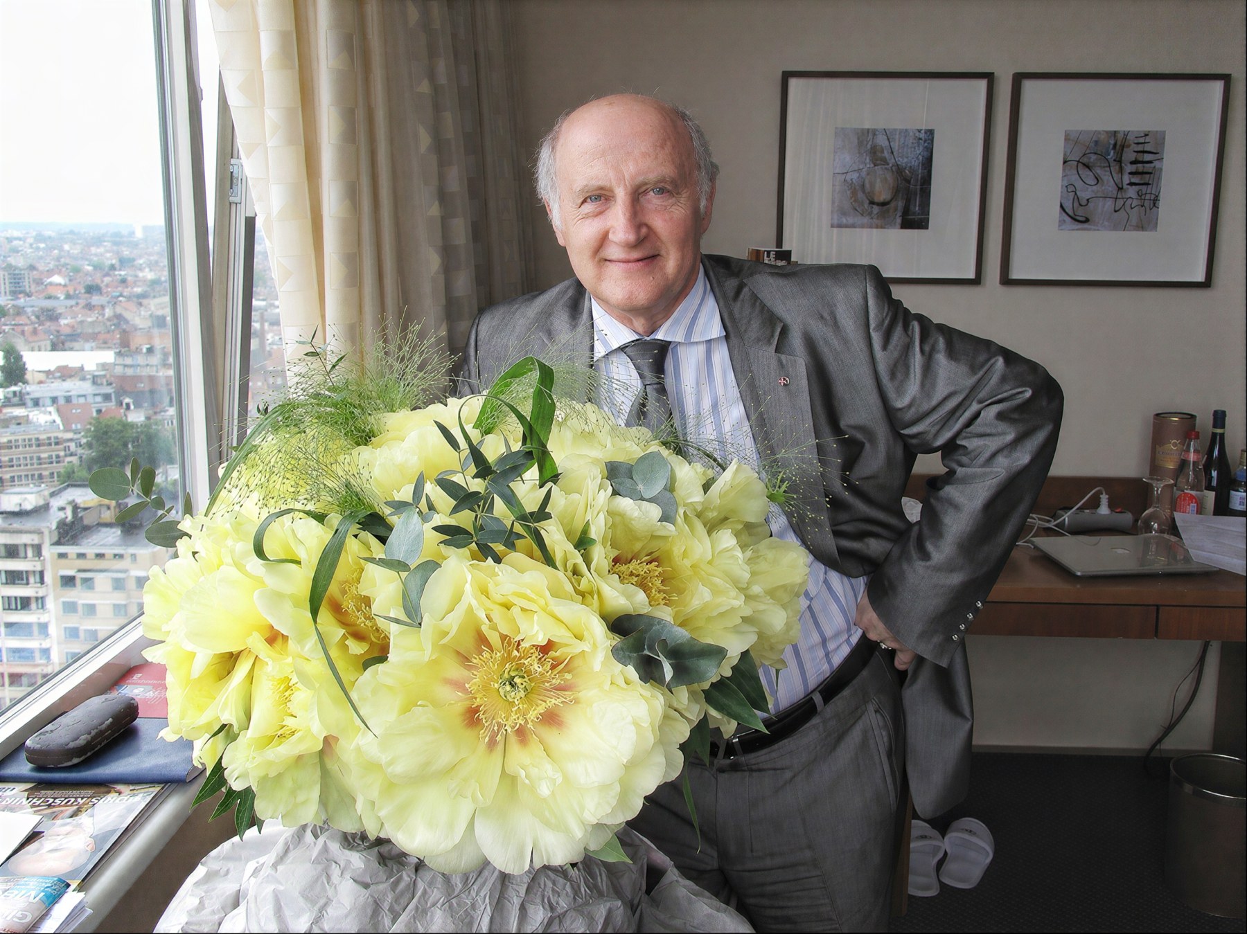 Boris Kuschnir, Brussels