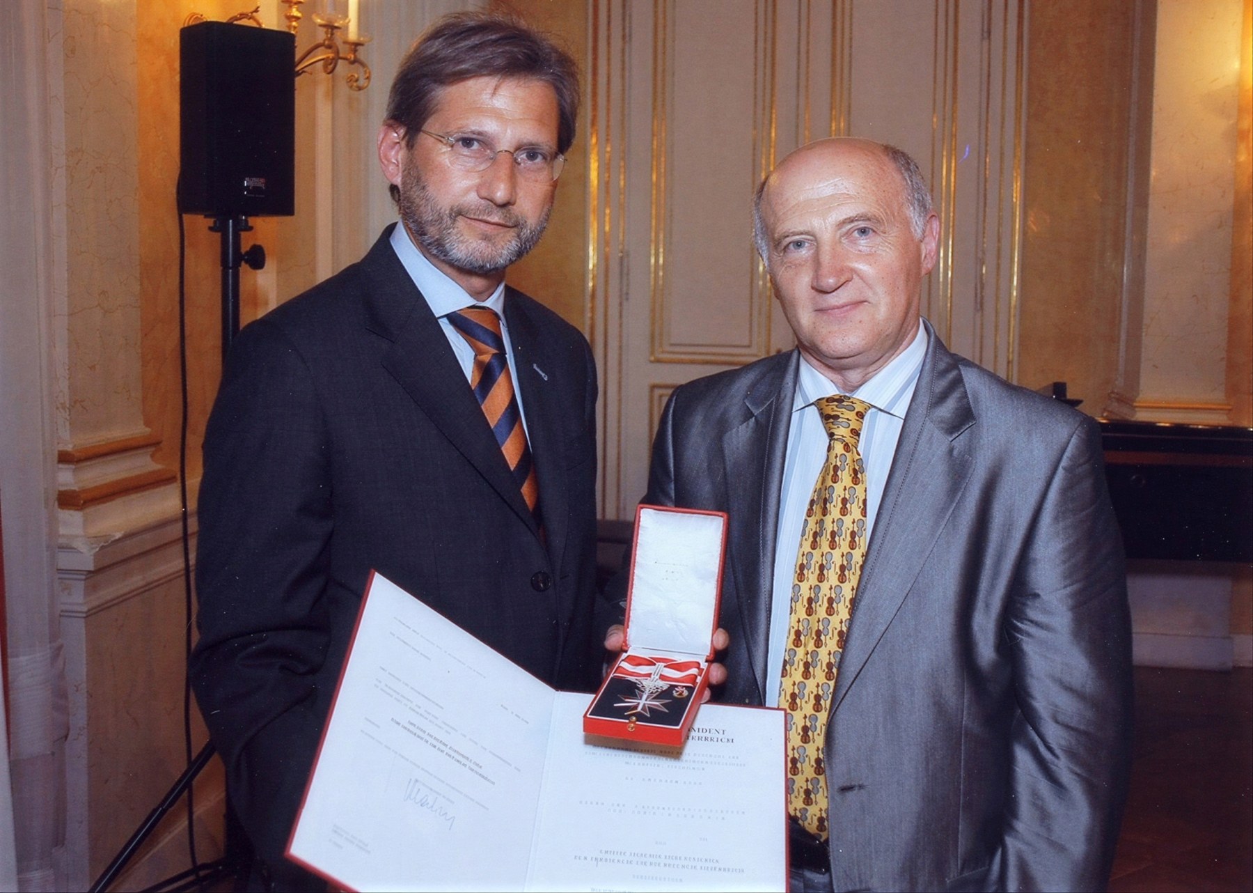 Great Silver Medal for Services to the Republic of Austria by Minister Johannes Hahn