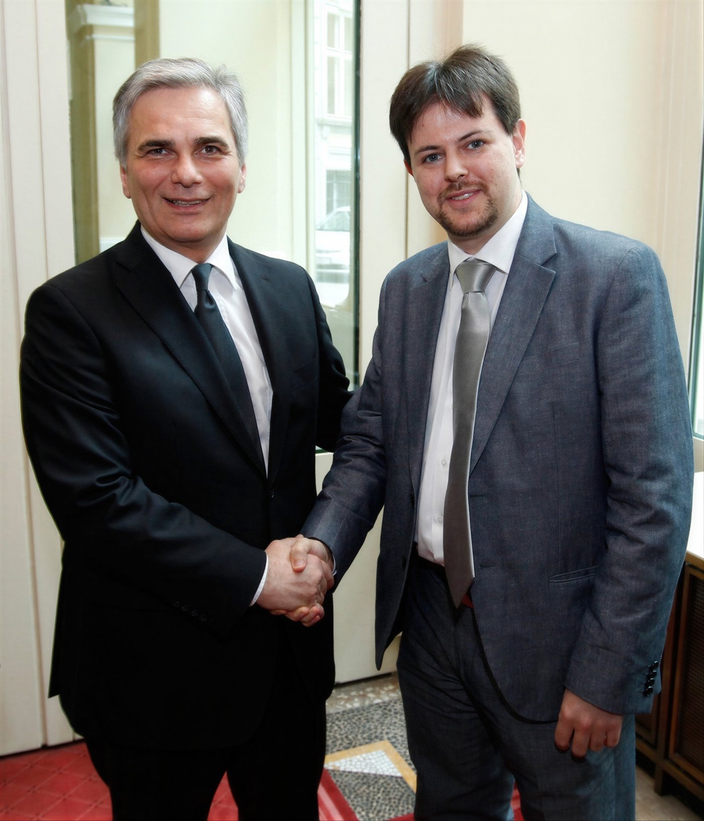 Werner Faymann, Dmitri Kuschnir (Photo: Andy Wenzel)